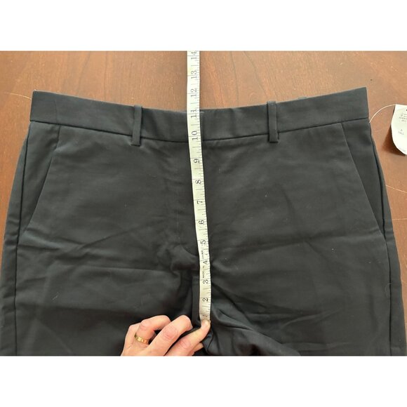 Gap NWT Tailored Stretch Classic Career Shorts in Black Size 8 Tall - Picture 10 of 12